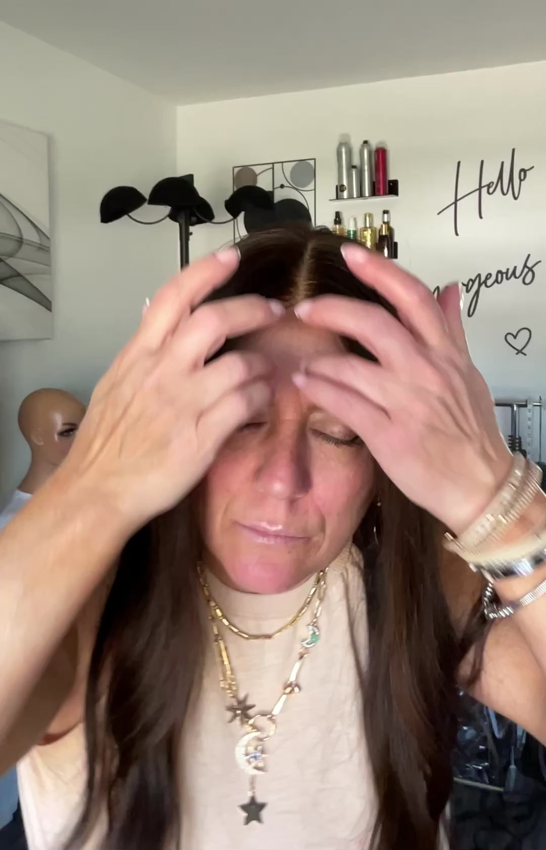 Shayna budget wig