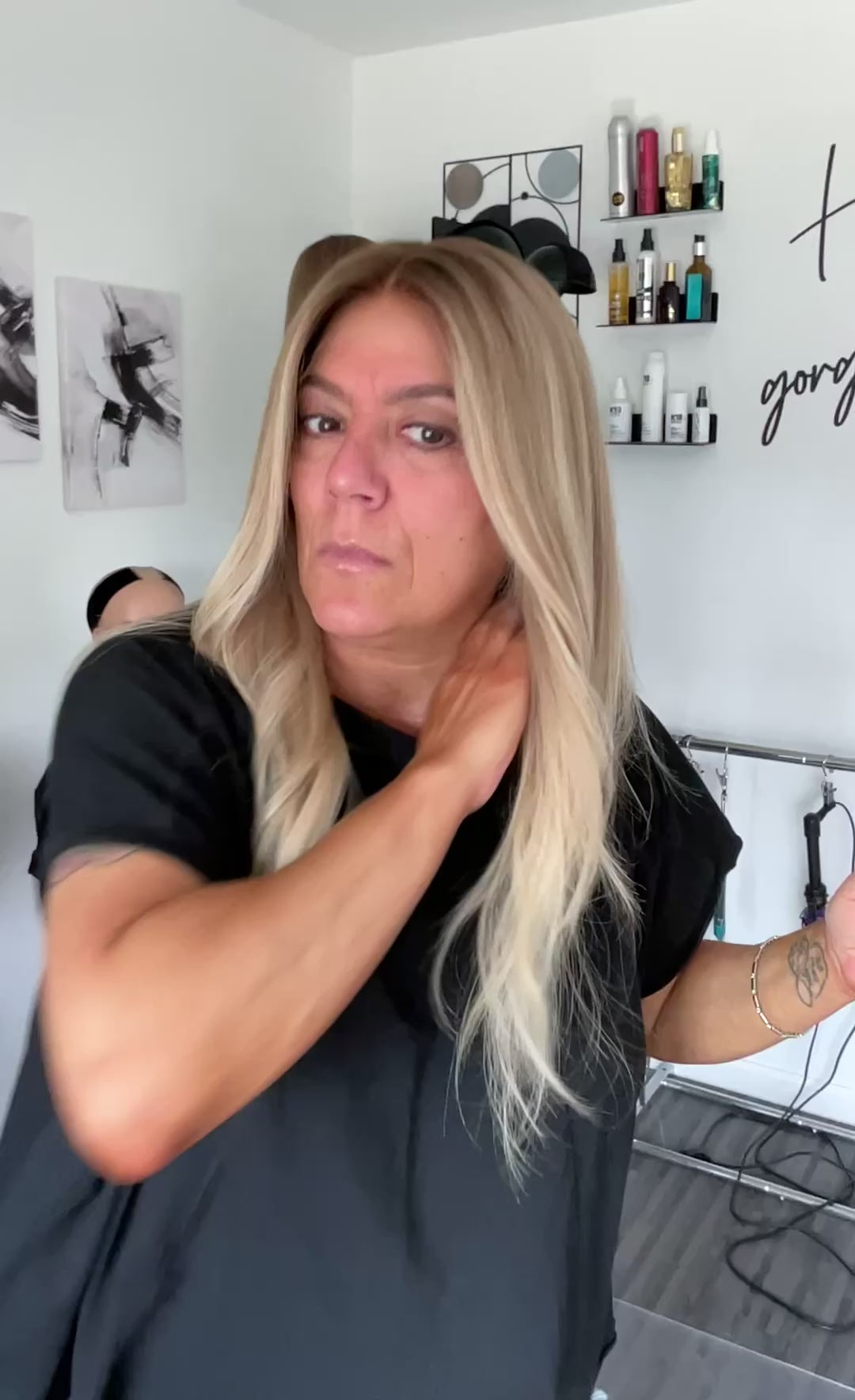 Renata budget wig