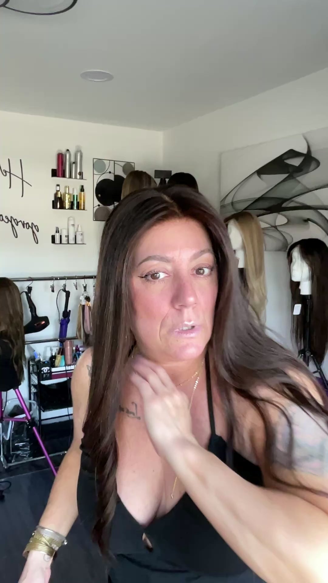 Shayna budget wig